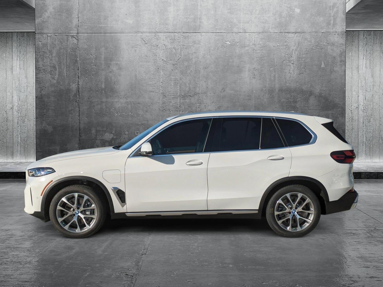2025 BMW X5 xDrive50e Vehicle Photo in Rockville, MD 20852