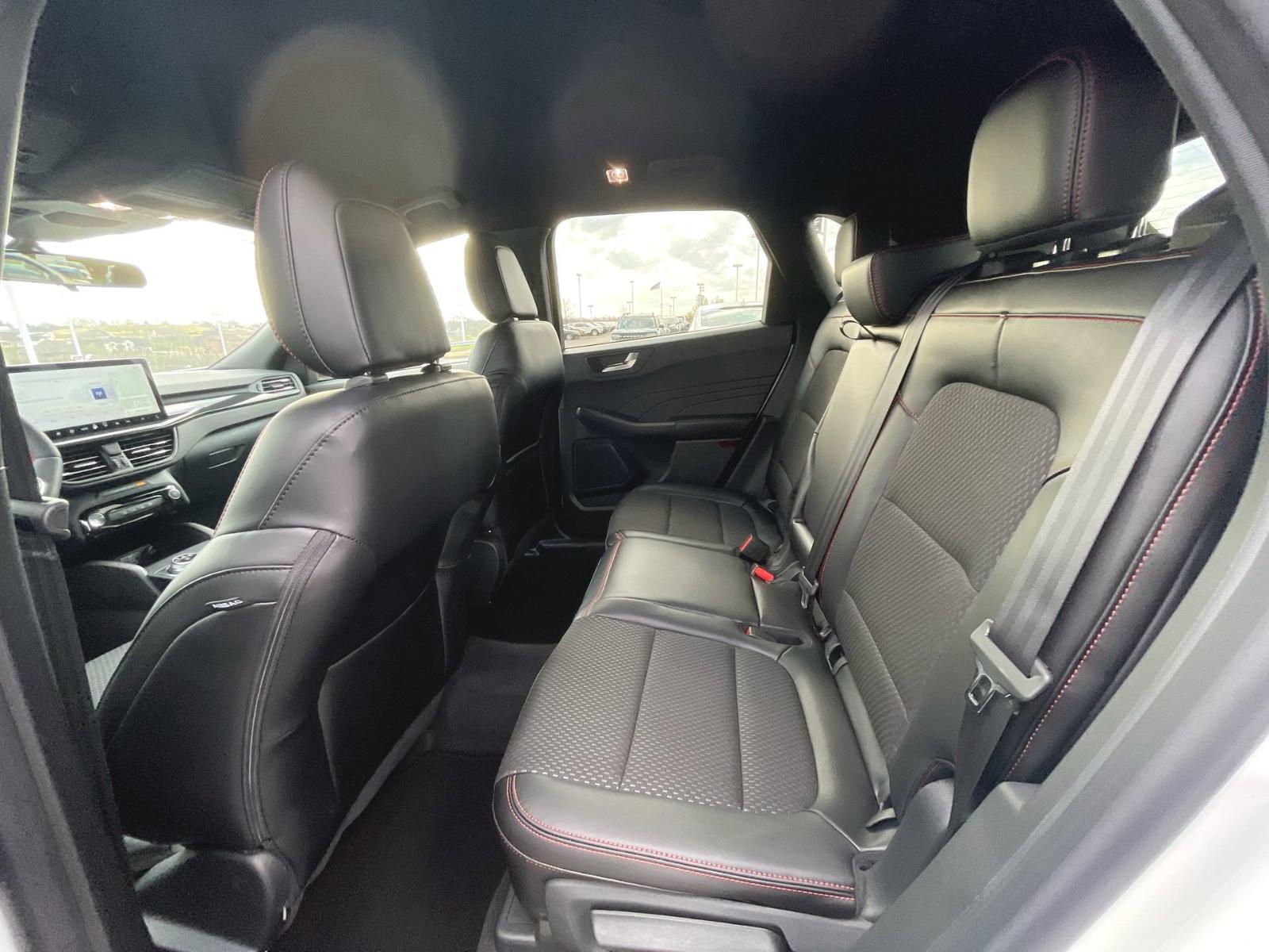 2024 Ford Escape Vehicle Photo in Belle Vernon, PA 15012