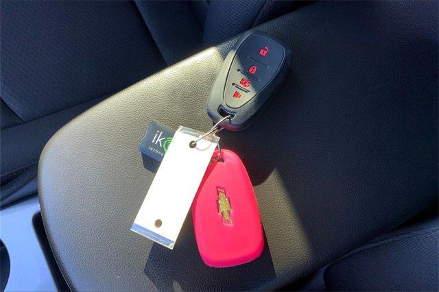 2020 Chevrolet Malibu Vehicle Photo in TOPEKA, KS 66609-0000