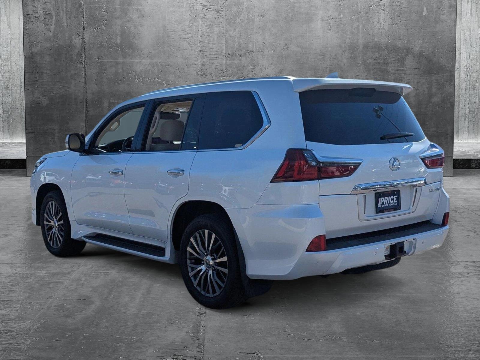 2018 Lexus LX 570 Vehicle Photo in Wesley Chapel, FL 33544