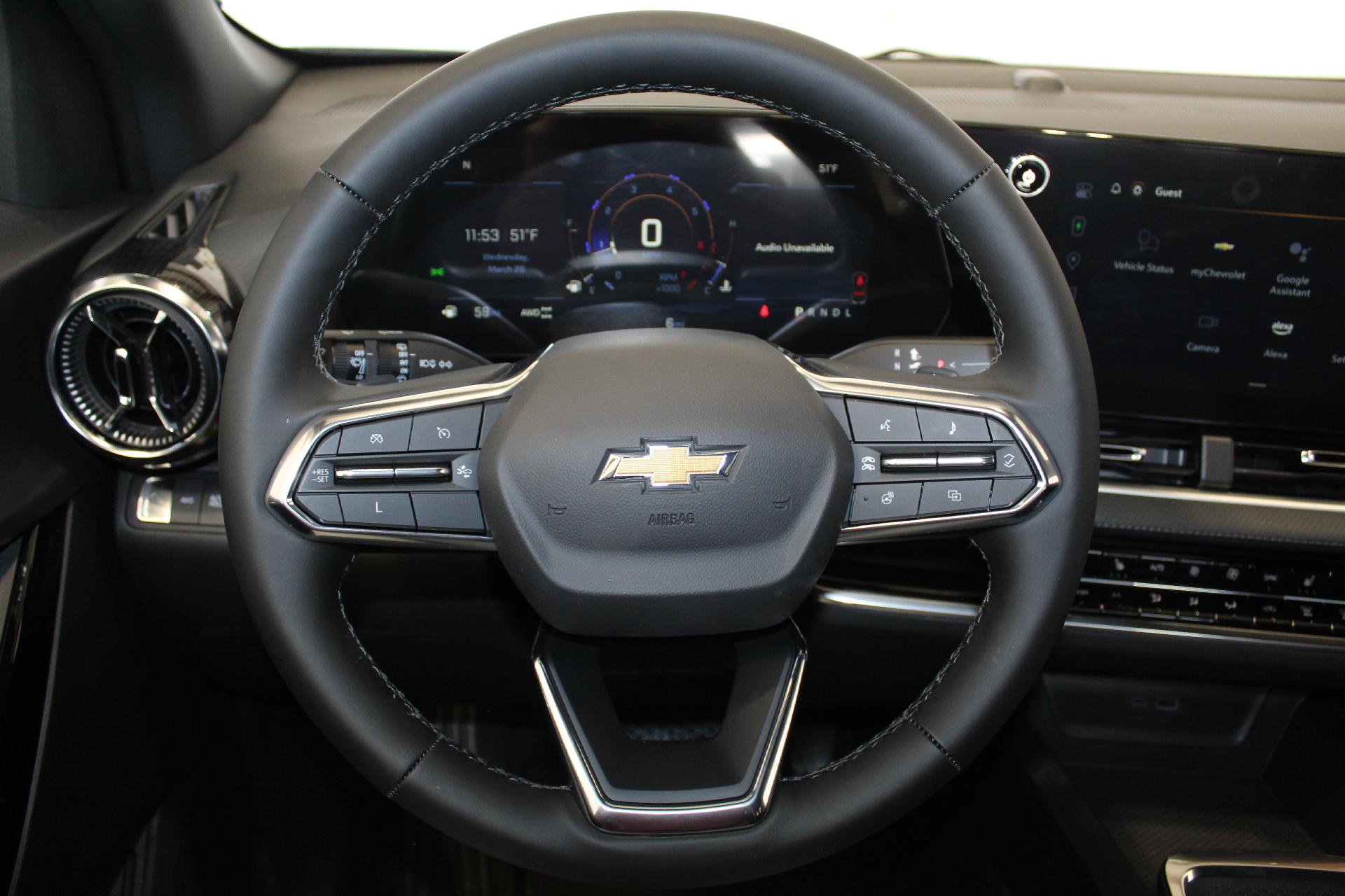 2025 Chevrolet Equinox Vehicle Photo in NORTHAMPTON, MA 01060-1120