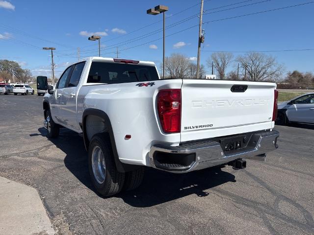 2025 Chevrolet Silverado 3500 HD Vehicle Photo in MANHATTAN, KS 66502-5036
