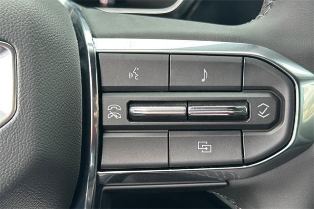 2025 GMC Canyon Vehicle Photo in ELK GROVE, CA 95757-8703