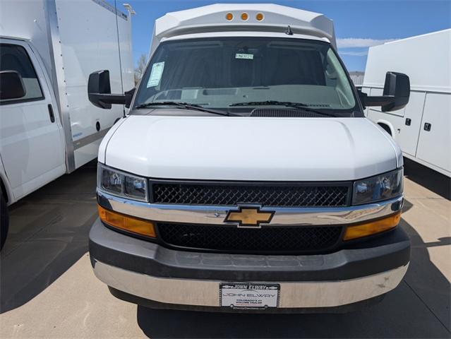 2024 Chevrolet Express Commercial Cutaway Vehicle Photo in ENGLEWOOD, CO 80113-6708