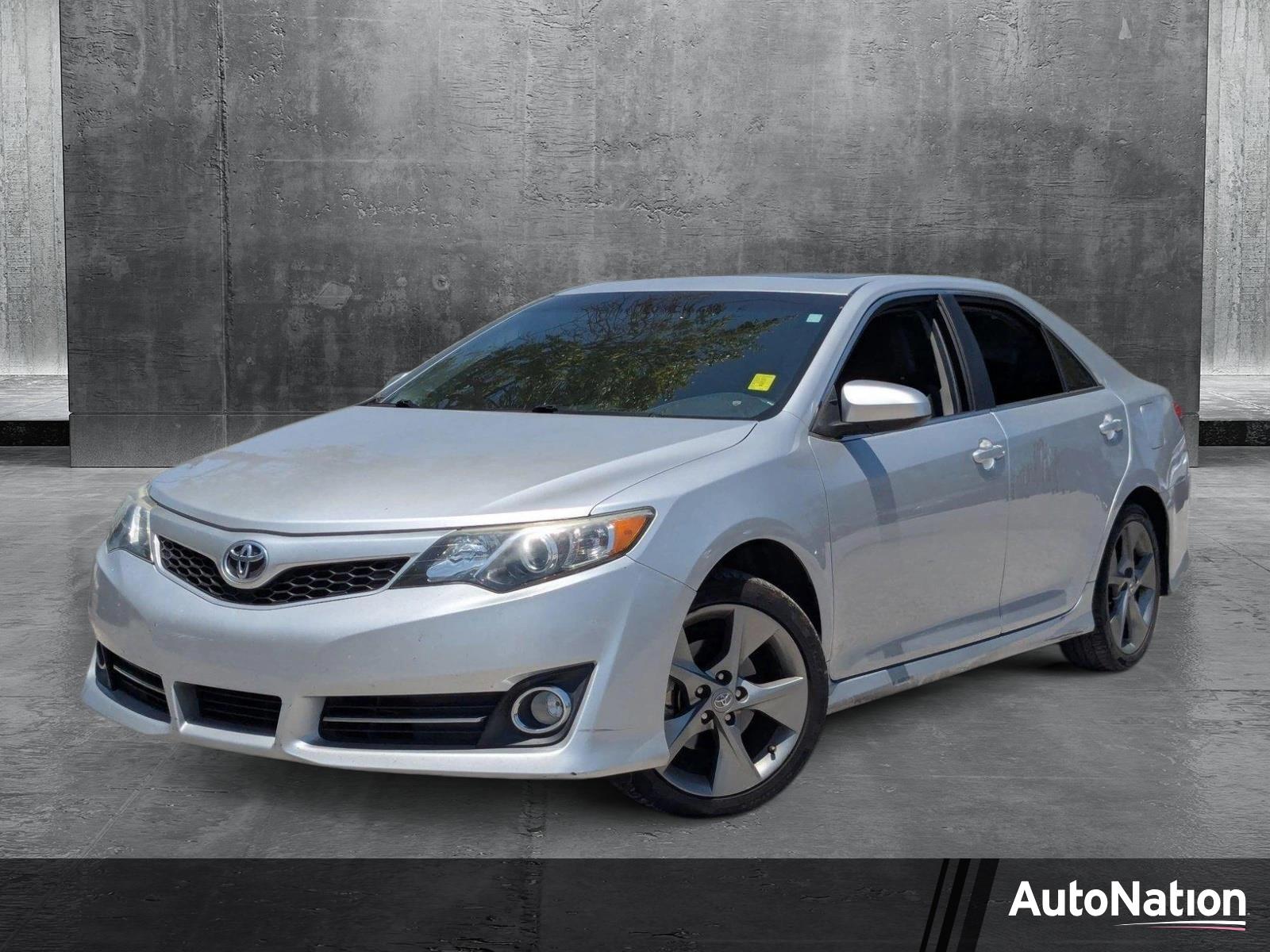 2014 Toyota Camry Vehicle Photo in Tampa, FL 33614