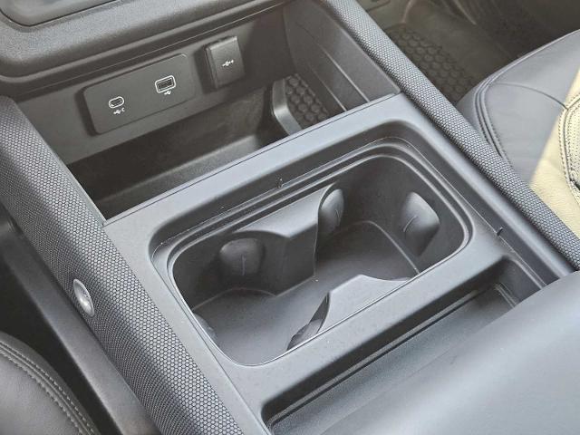 2024 Defender Vehicle Photo in AUSTIN, TX 78717