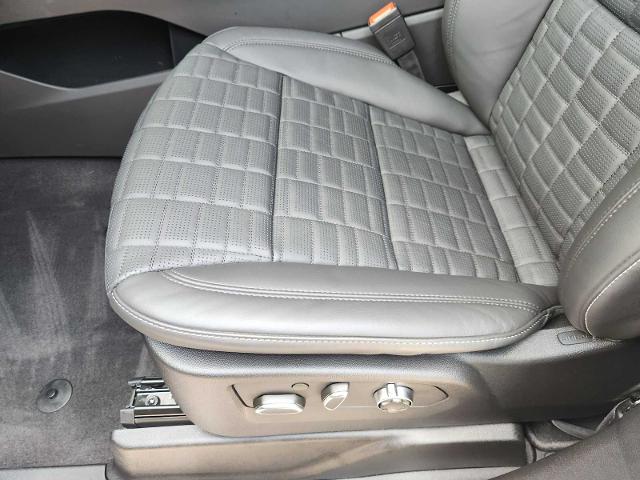 2025 Cadillac Escalade Vehicle Photo in Grapevine, TX 76051