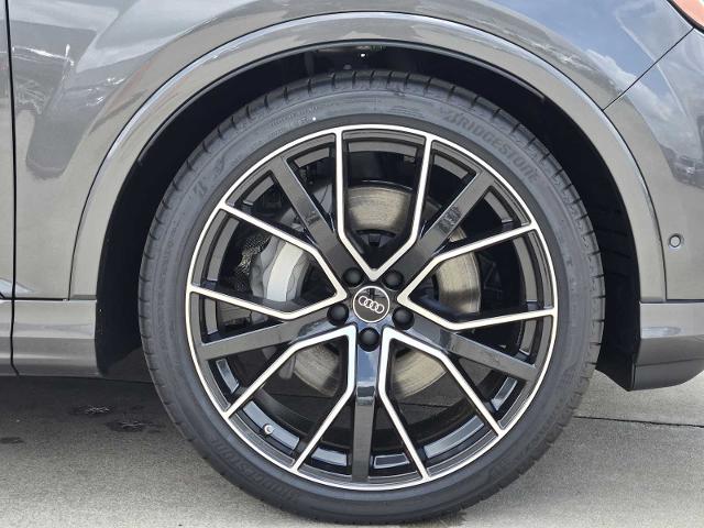 2025 Audi Q7 Vehicle Photo in SUGAR LAND, TX 77478