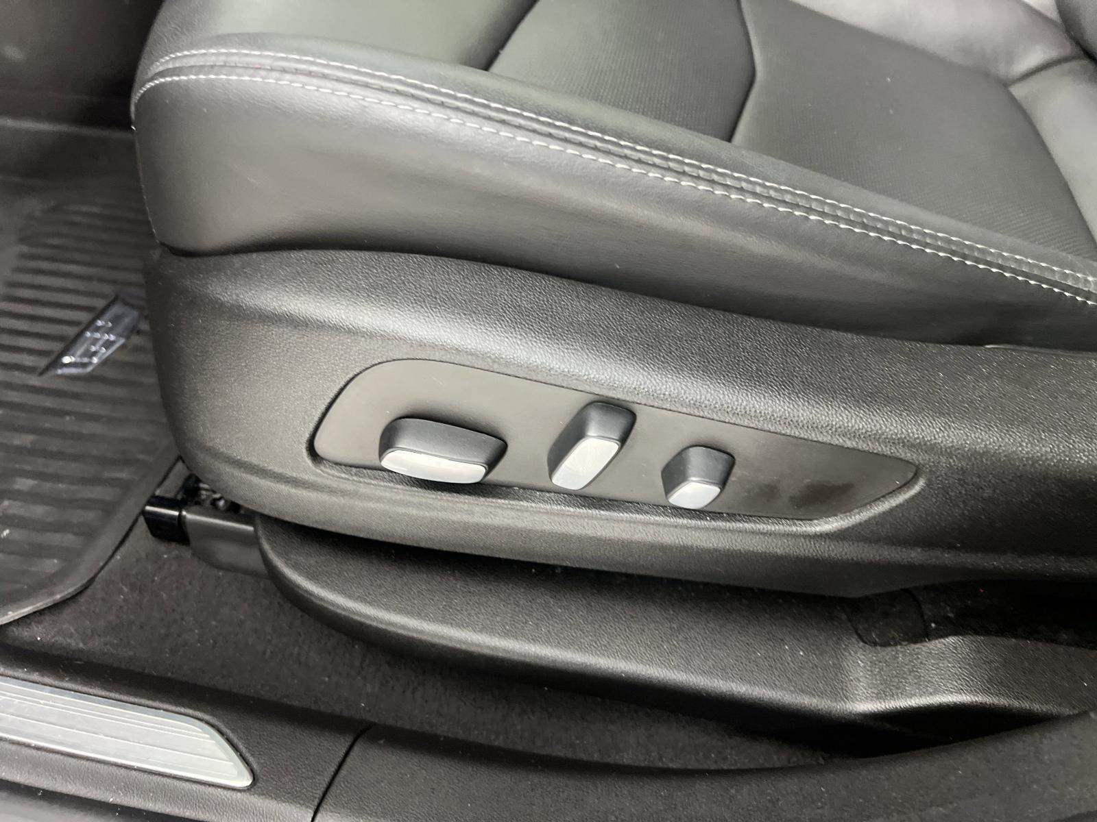 2022 Cadillac XT5 Vehicle Photo in GEORGETOWN, TX 78626-7508
