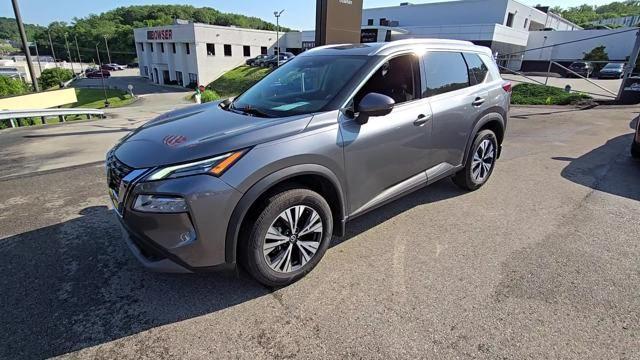 2021 Nissan Rogue Vehicle Photo in Pleasant Hills, PA 15236