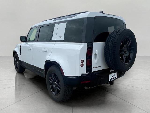 2024 Defender Vehicle Photo in Appleton, WI 54913