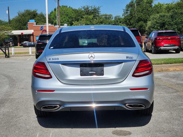2017 Mercedes-Benz E-Class Vehicle Photo in DENTON, TX 76210-9321