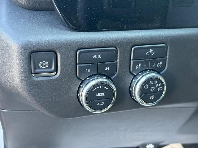 2025 GMC Sierra 1500 Vehicle Photo in COLUMBIA, MO 65203-3903