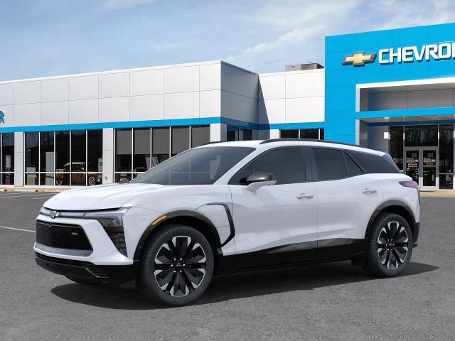 2024 Chevrolet Blazer EV Vehicle Photo in MOON TOWNSHIP, PA 15108-2571