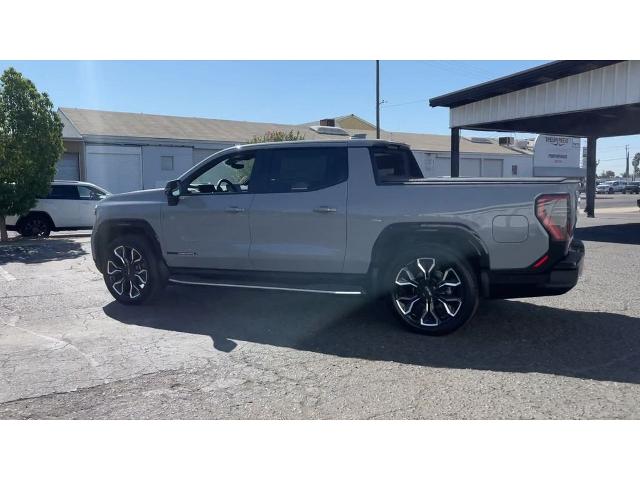 2024 GMC Sierra EV Vehicle Photo in TURLOCK, CA 95380-4918