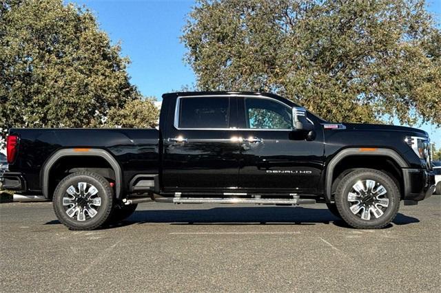 2025 GMC Sierra 2500 HD Vehicle Photo in ELK GROVE, CA 95757-8703