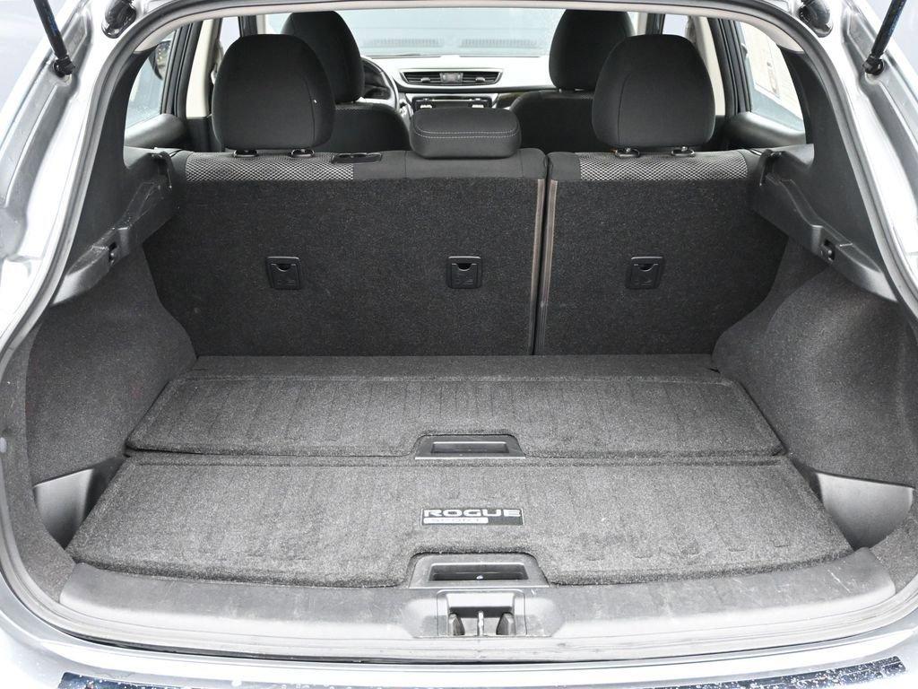 2018 Nissan Rogue Sport Vehicle Photo in Marion, IA 52302
