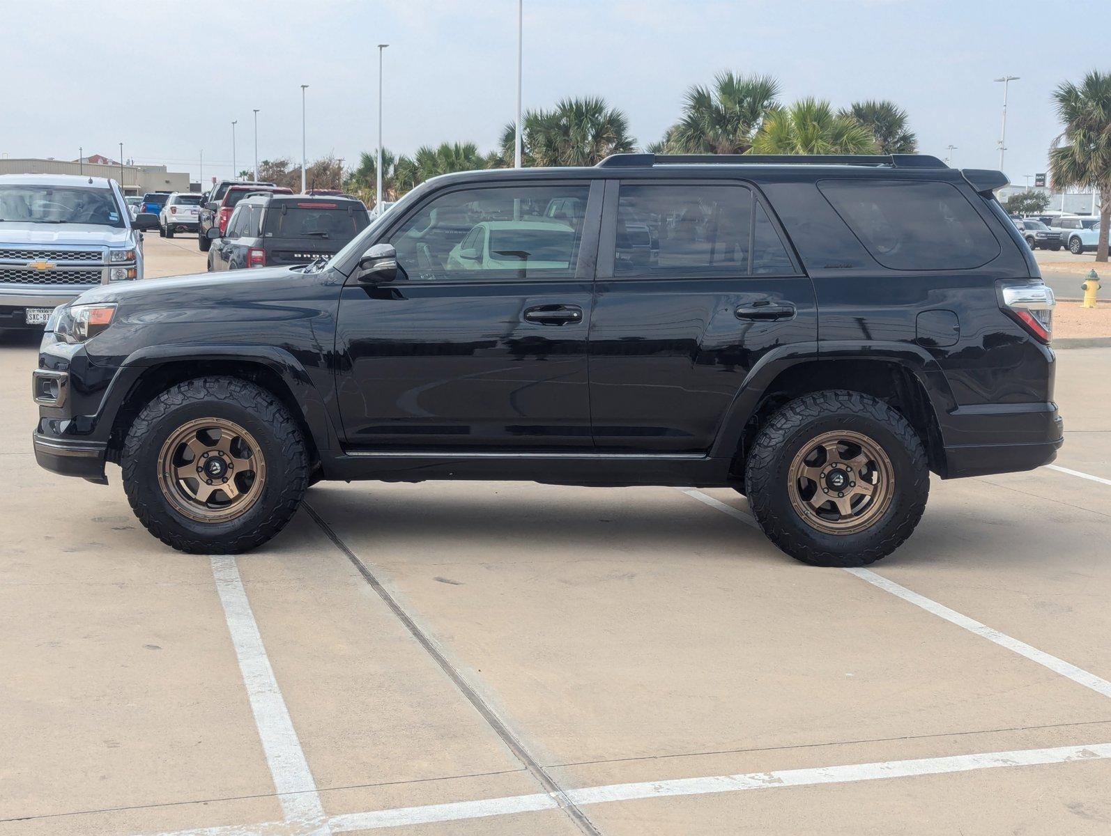 2019 Toyota 4Runner Vehicle Photo in CORPUS CHRISTI, TX 78412-4902