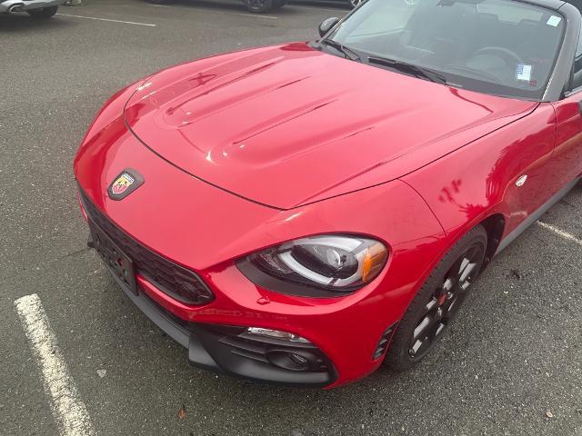 2019 FIAT 124 Spider Abarth photo 3