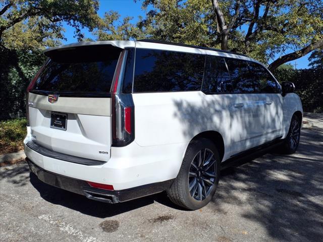 2024 Cadillac Escalade ESV Vehicle Photo in SAN ANTONIO, TX 78230-1001