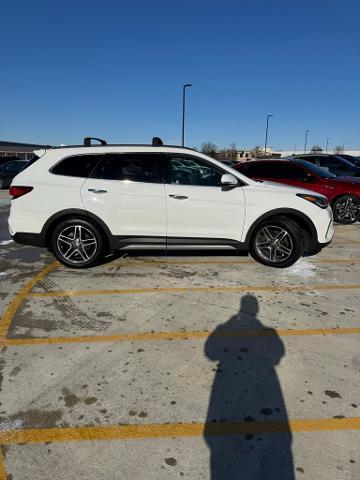 2017 Hyundai SANTA FE Vehicle Photo in Peoria, IL 61615