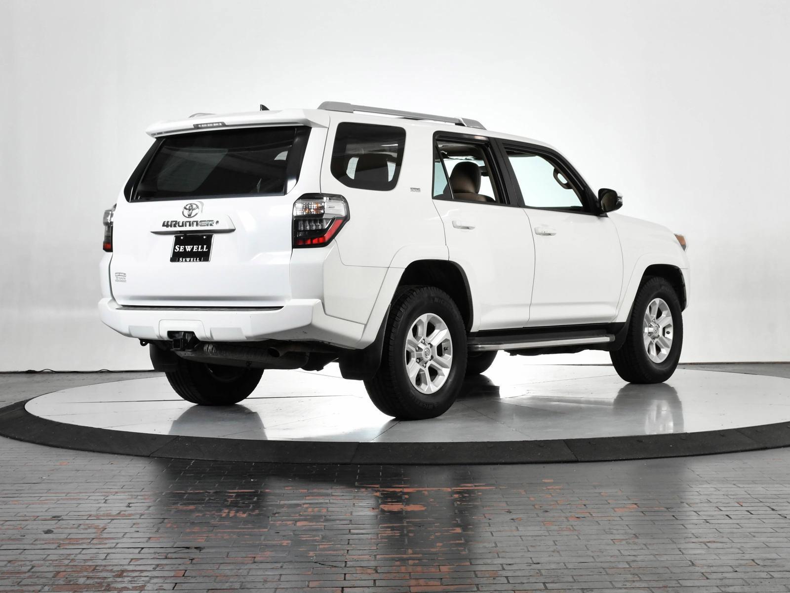 2015 Toyota 4Runner Vehicle Photo in DALLAS, TX 75235