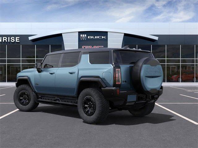 2024 GMC HUMMER EV SUV Vehicle Photo in COLLIERVILLE, TN 38017-9006