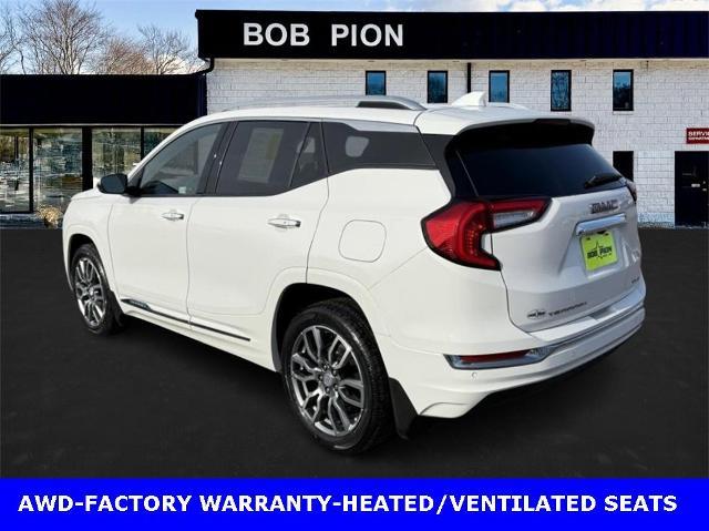 2022 GMC Terrain Vehicle Photo in CHICOPEE, MA 01020-5001