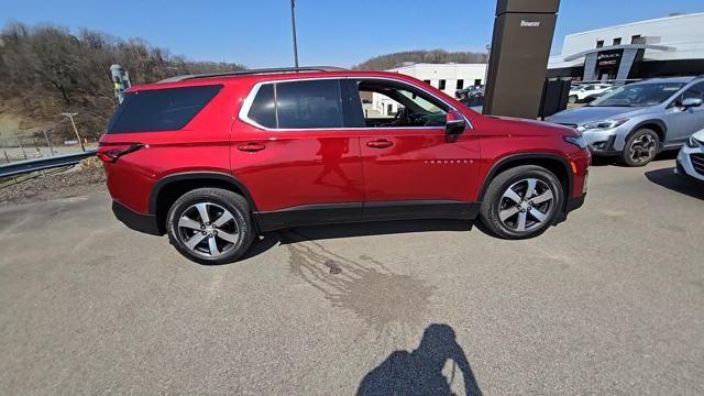 2022 Chevrolet Traverse Vehicle Photo in Pleasant Hills, PA 15236