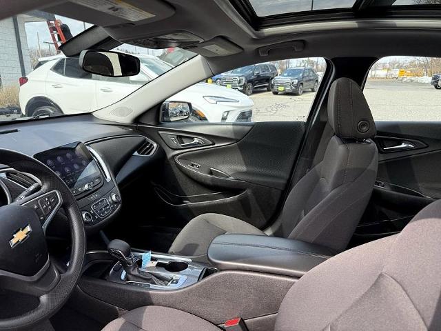 2022 Chevrolet Malibu Vehicle Photo in CHICOPEE, MA 01020-5001