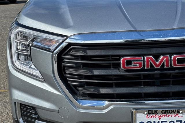 2023 GMC Terrain Vehicle Photo in ELK GROVE, CA 95757-8703