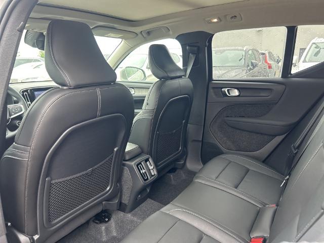 2025 Volvo XC40 Vehicle Photo in Grapevine, TX 76051