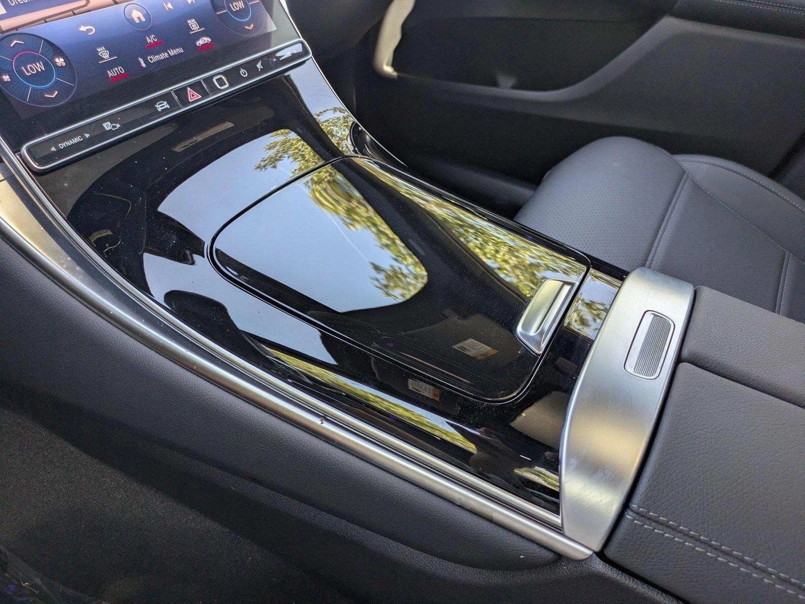 2024 Mercedes-Benz GLC Vehicle Photo in Sarasota, FL 34231
