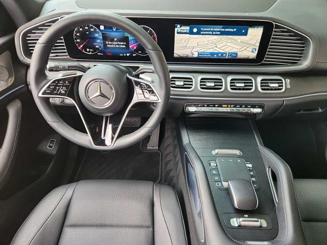 2025 Mercedes-Benz GLS Vehicle Photo in HOUSTON, TX 77079