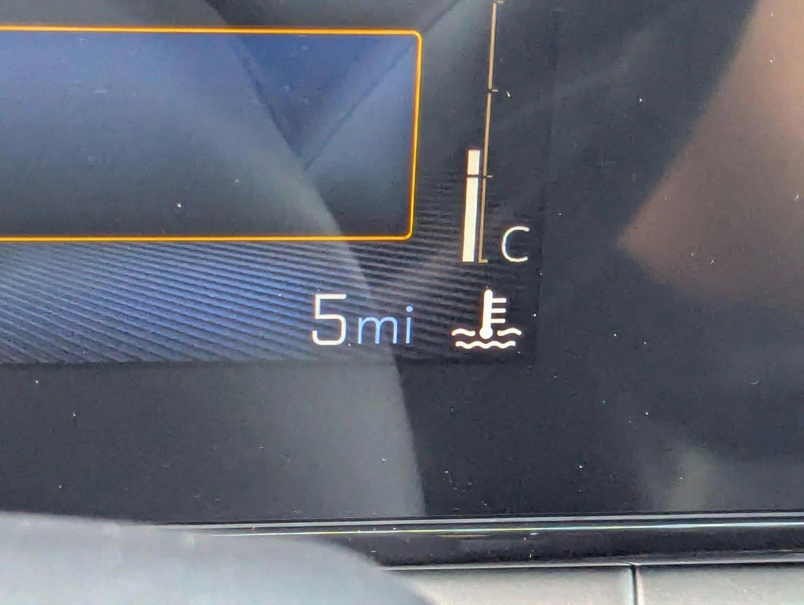 2025 Chevrolet Trax Vehicle Photo in PEMBROKE PINES, FL 33024-6534