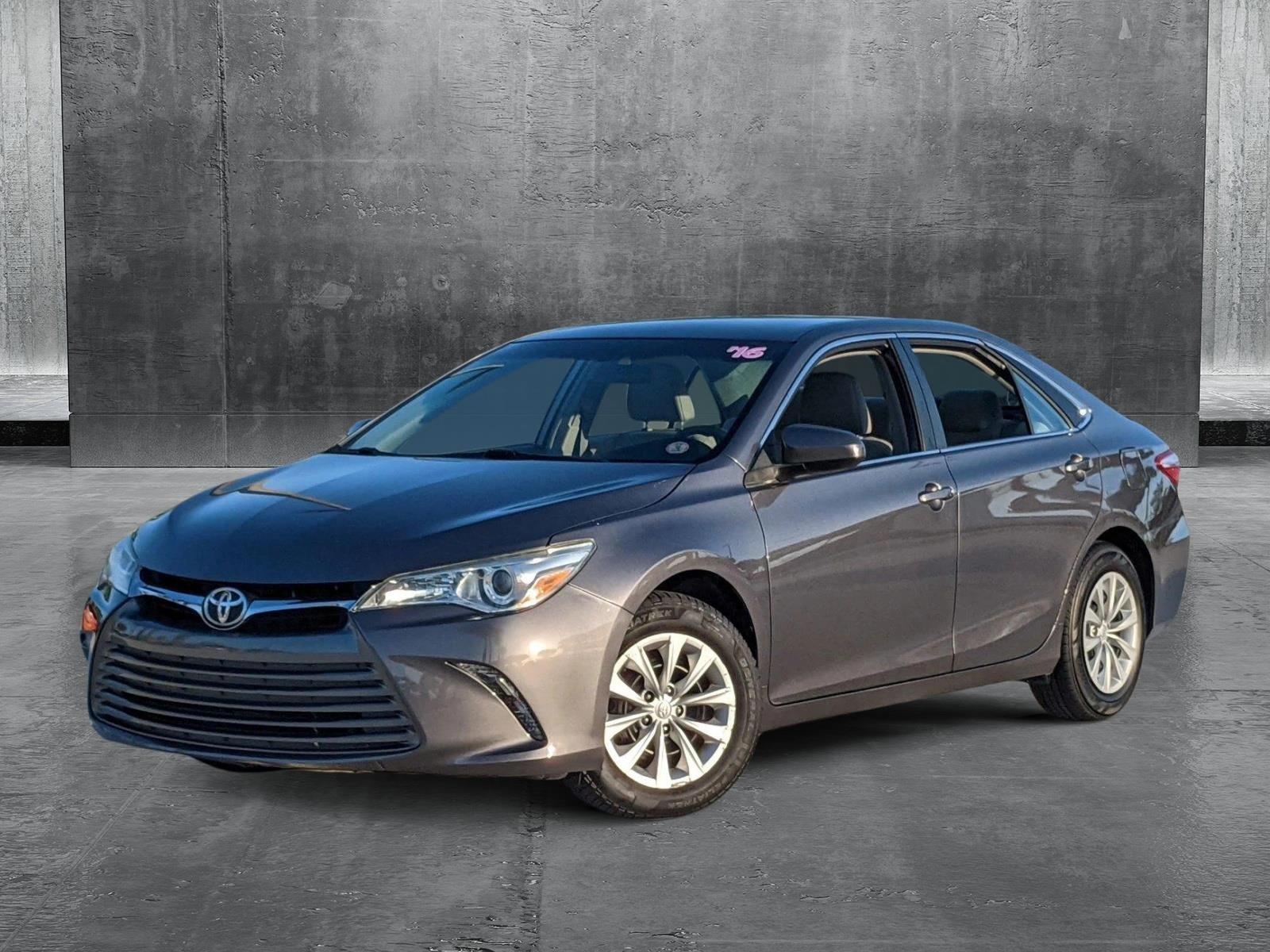 2016 Toyota Camry Vehicle Photo in Davie, FL 33331