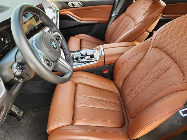2025 BMW X7 M60i Vehicle Photo in PLANO, TX 75024