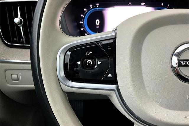 2022 Volvo XC60 Vehicle Photo in Grapevine, TX 76051