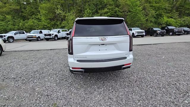2023 Cadillac Escalade Vehicle Photo in Pleasant Hills, PA 15236