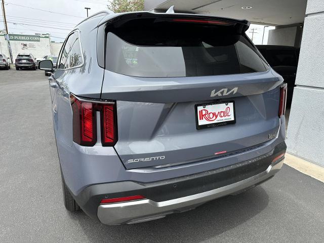 2025 Kia Sorento Vehicle Photo in Tucson, AZ 85712