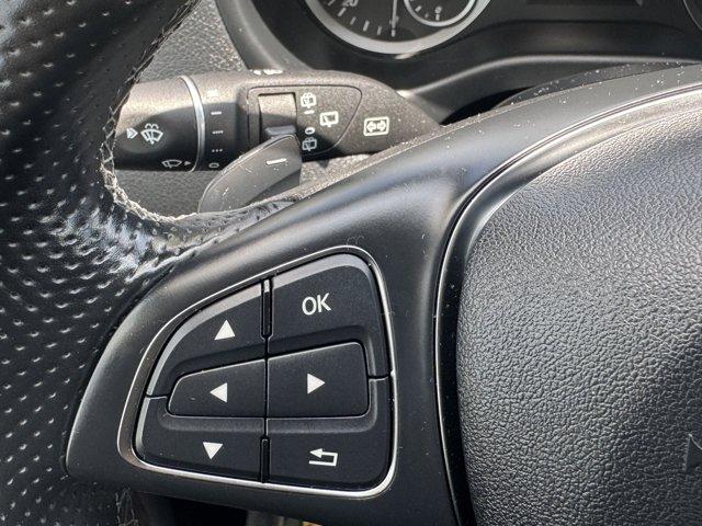 2020 Mercedes-Benz Metris Passenger Van Vehicle Photo in LEOMINSTER, MA 01453-2952