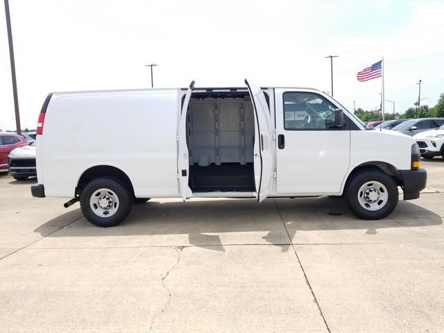 2021 Chevrolet Express Cargo 2500 Vehicle Photo in ELYRIA, OH 44035-6349