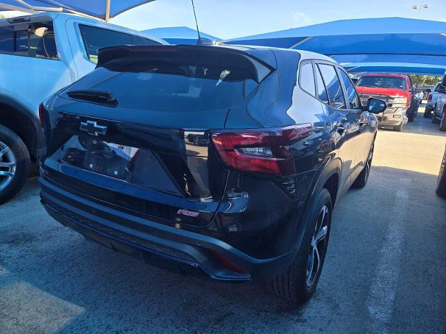 2024 Chevrolet Trax Vehicle Photo in DENTON, TX 76210-9321