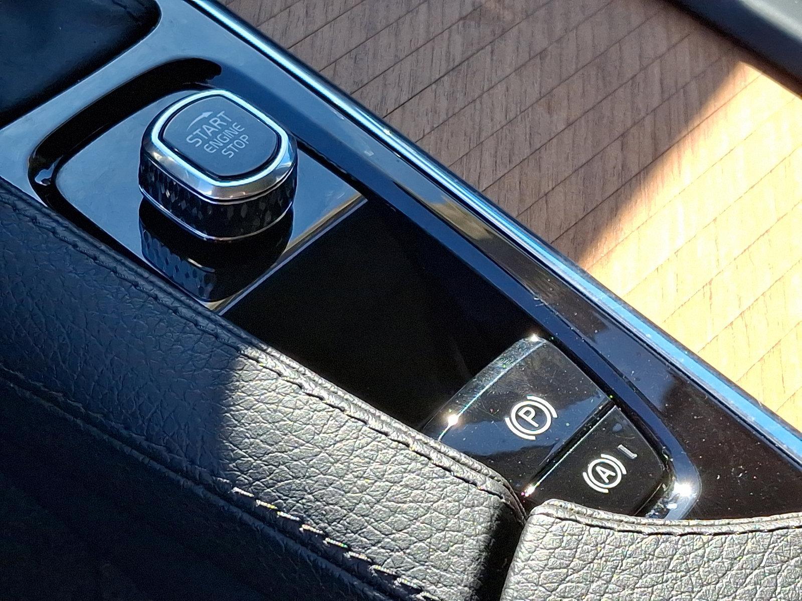 2022 Volvo XC90 Vehicle Photo in Trevose, PA 19053