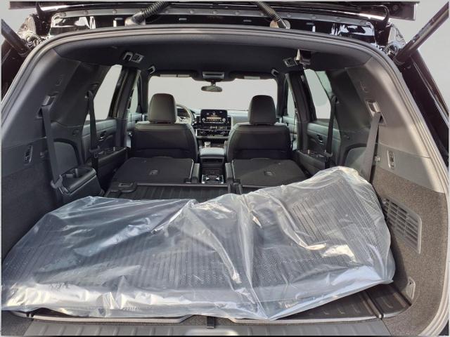 2025 Nissan Pathfinder Vehicle Photo in Oshkosh, WI 54904