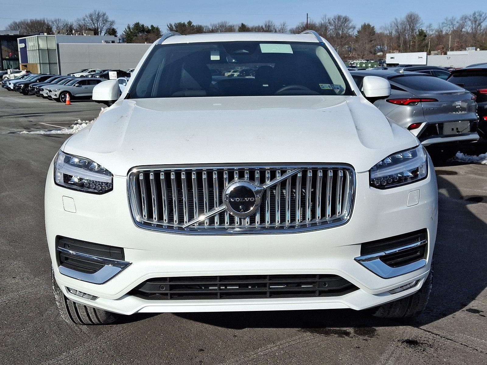 2025 Volvo XC90 Vehicle Photo in Trevose, PA 19053