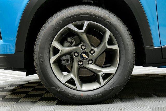 2025 Chevrolet Trax Vehicle Photo in EVERETT, WA 98203-5662