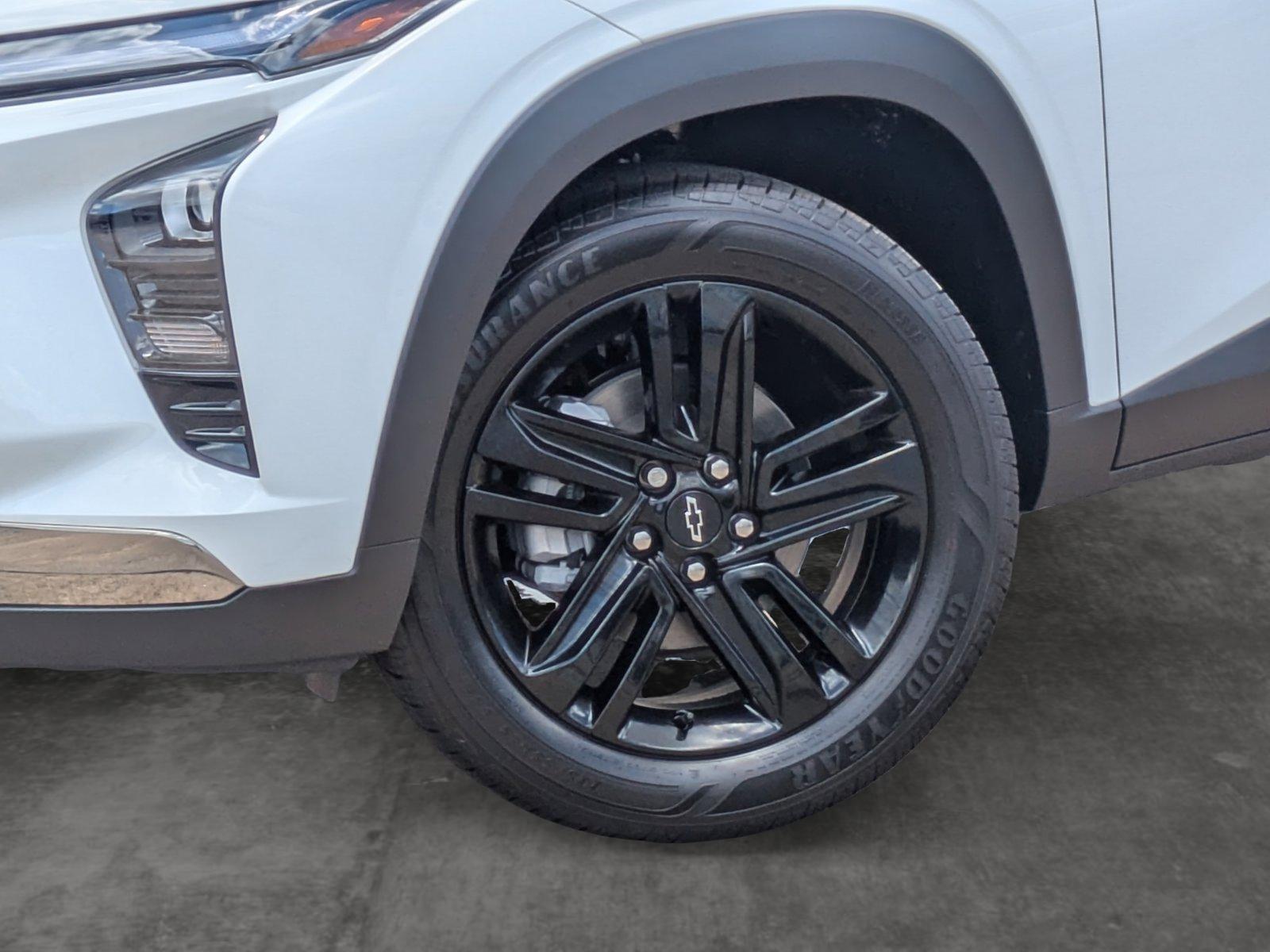 2025 Chevrolet Trax Vehicle Photo in HOUSTON, TX 77034-5009