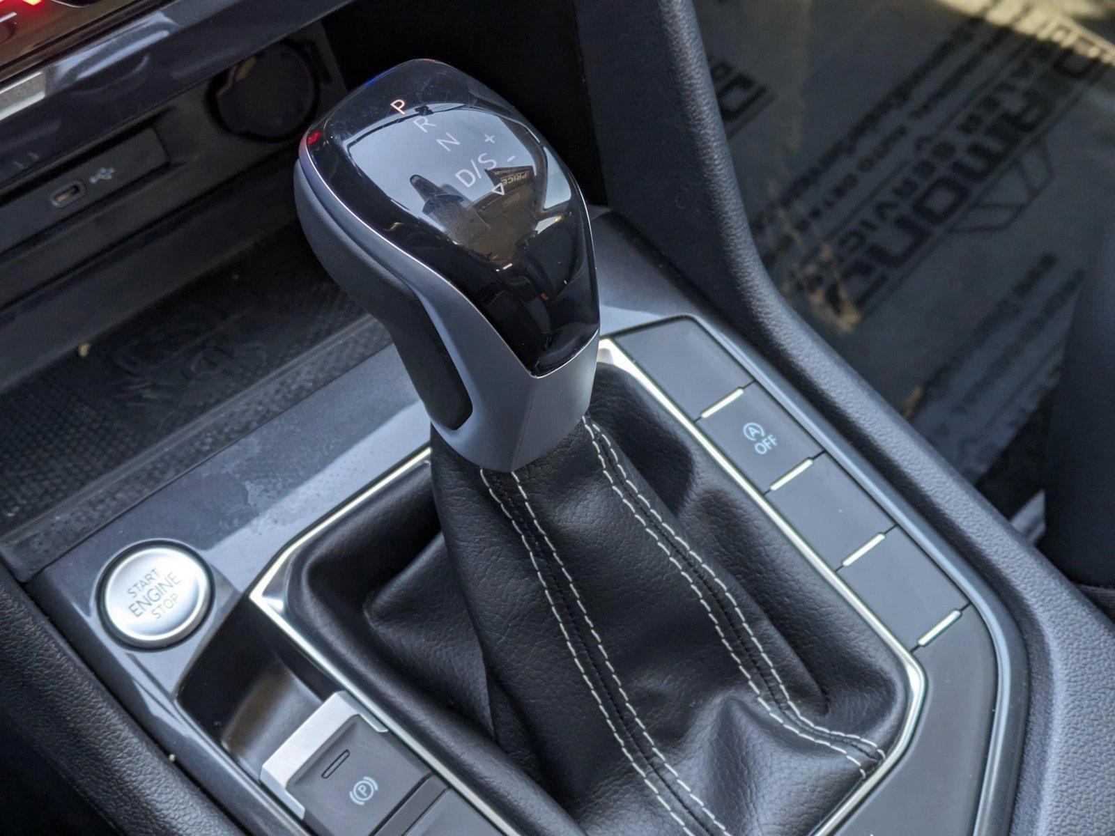2024 Volkswagen Tiguan Vehicle Photo in Rockville, MD 20852