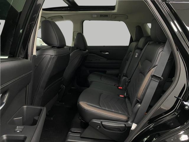 2025 Nissan Pathfinder Vehicle Photo in Appleton, WI 54913